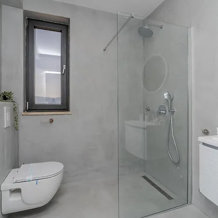 Gorgeous In Privlaka بيت للعطل *